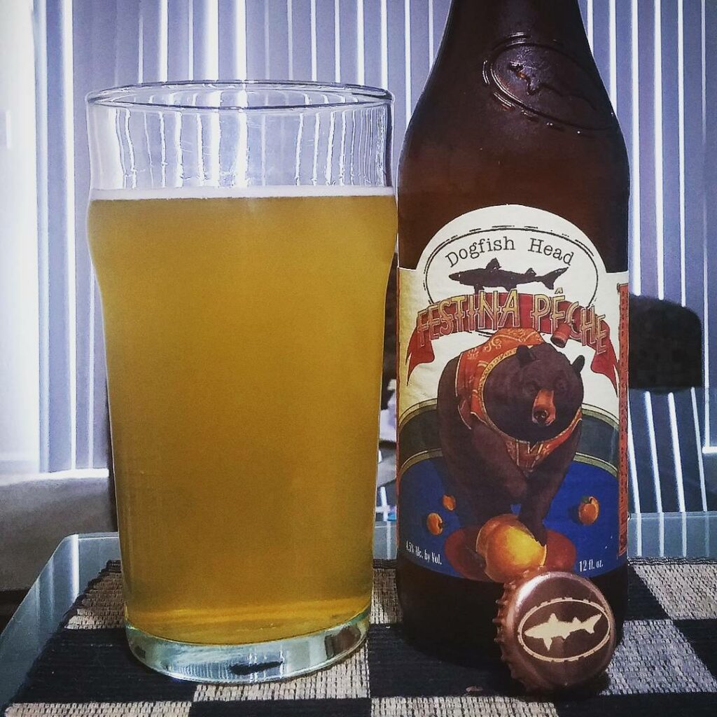 Dogfish Head Brewery Festina Péche review by beer_reviewer