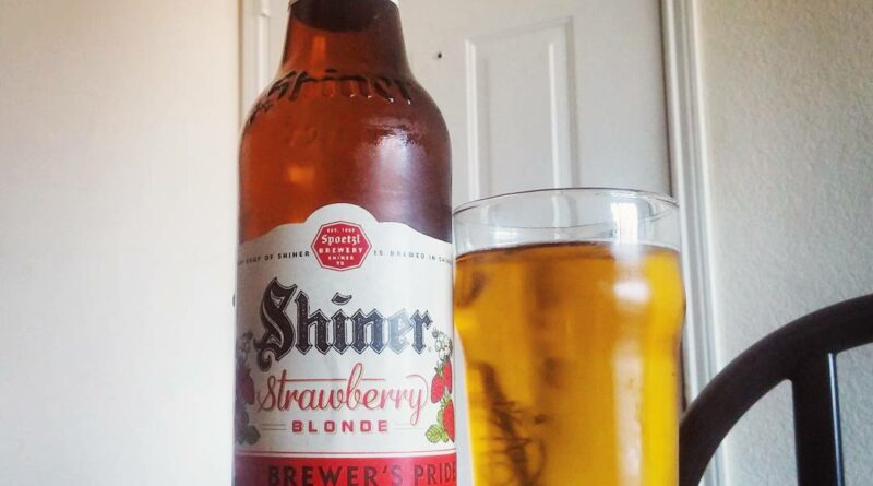 spoetzl brewery shiner strawberry blonde beer review by beer_reviewer